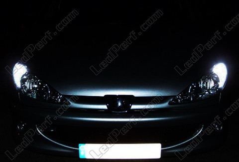 LED -parkkivalot xenon valkoinen Peugeot 206