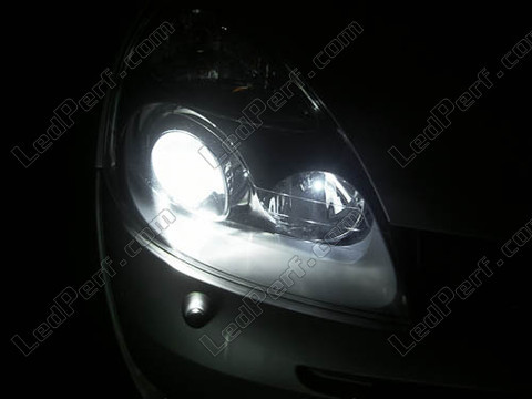 LED-parkkivalot xenon valkoinen Renault Clio RS 2