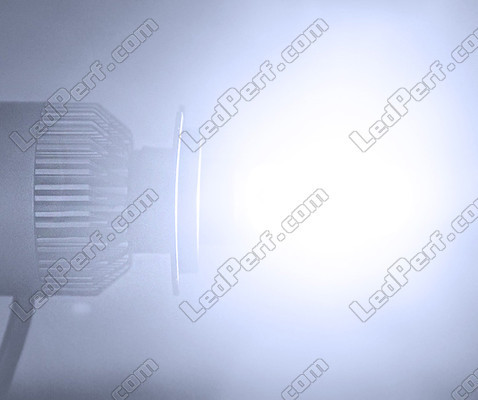 LED-polttimo H4 COB Moottoripyörä