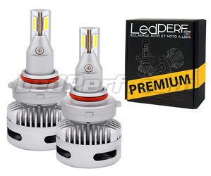 LED-polttimot HB3 mallille linssimäisillä Ajovalot.