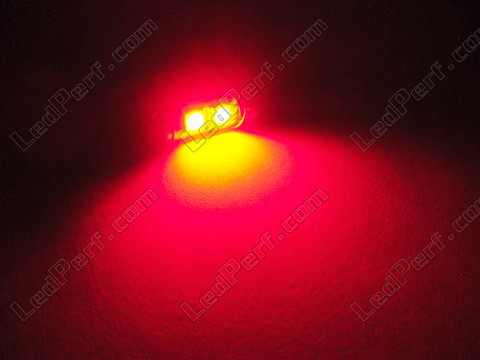 LED-sukkula kattovalaisin, tavaratila, hansikaslokero, rekisterikilpi punainen 31mm - C3W