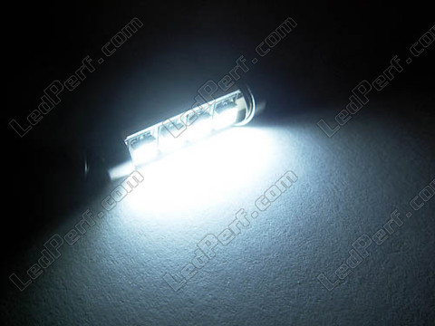 LED-sukkula kattovalaisin, tavaratila, hansikaslokero, rekisterikilpi valkoinen 42mm - C10W