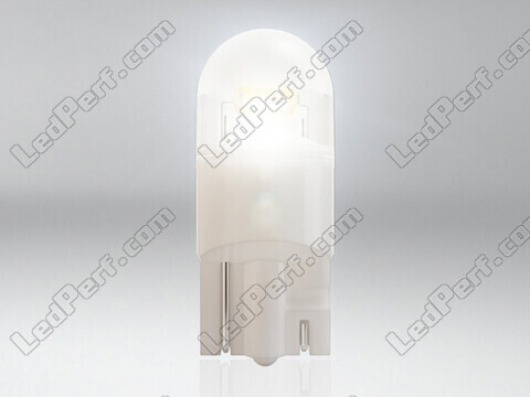 Toiminnassa oleva Osram Night Breaker GEN2 Hyväksytty W5W LED-polttimo