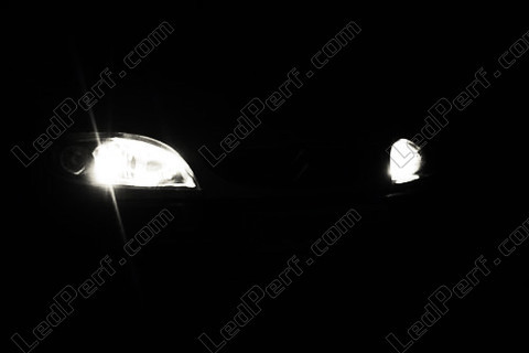 LED-parkkivalot xenon valkoinen W5W T10 - Saxo valkoinen neutraali