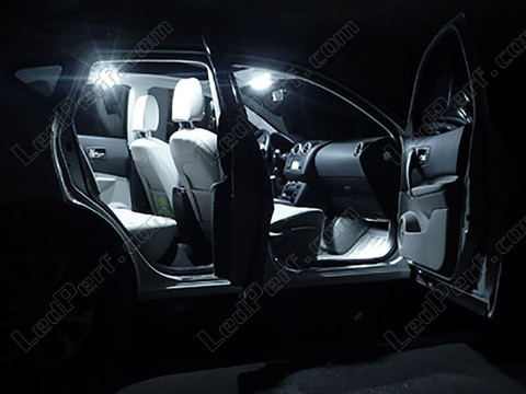 LED lattia-jalkatila Audi Q5 II
