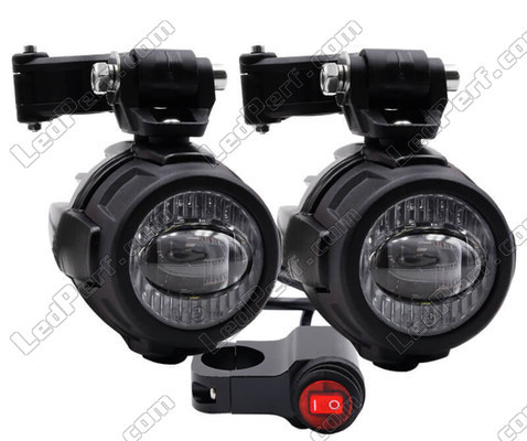 LED-valojen valonsäde kaksinkertainen toiminto "Combo" sumu ja Pitkä kantama Harley-Davidson Cross Bones 1584 -mallille