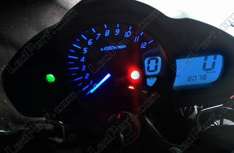 LED mittari sininen Suzuki Svf Gladius
