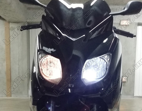 LED parkkivalot xenon valkoinen Yamaha X Max