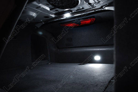 LED tavaratila Audi A4 B6
