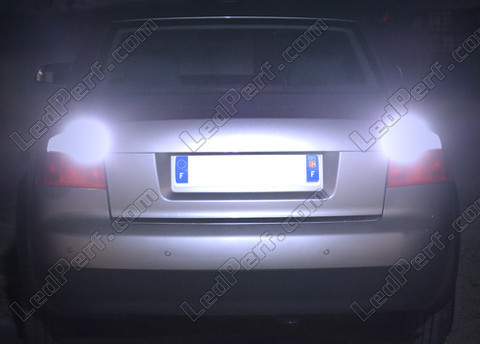 LED Peruutusvalot Audi A4 B6 Tuning