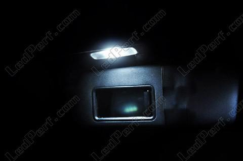 LED meikkipeilit aurinkosuoja Audi A8 D2