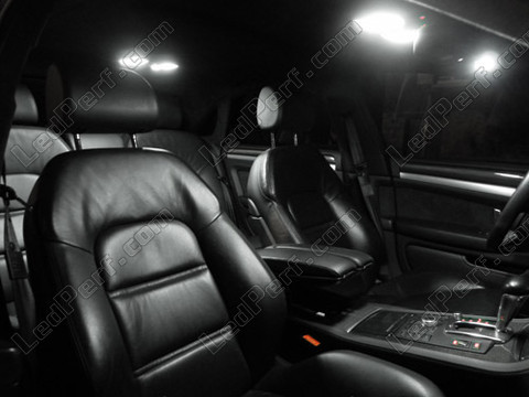 LED etukattovalo Audi A8 D3