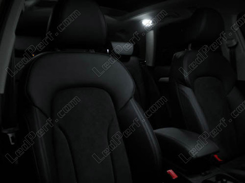 LED takakattovalo Audi Q5