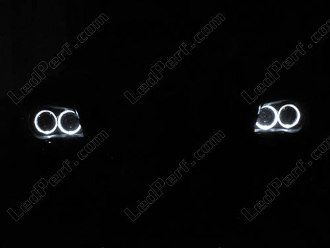 LED xenon valkoiset mallille angel eyes BMW 1-sarjan vaihe 1 6000K