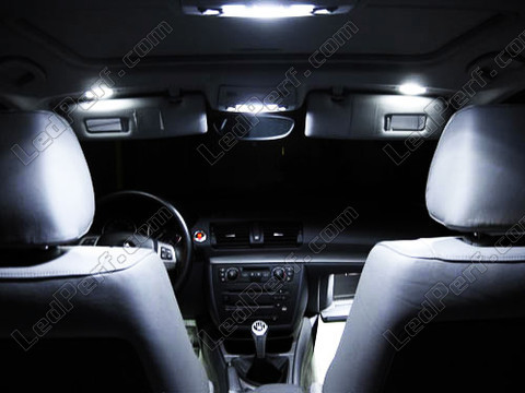 LED ohjaamo kattovalaisin BMW 1-sarjan (E81 E82 E87 E88)