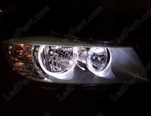 LED angel eyes 3-sarjan E90 E91 Phase 2 LCI ilman xenon