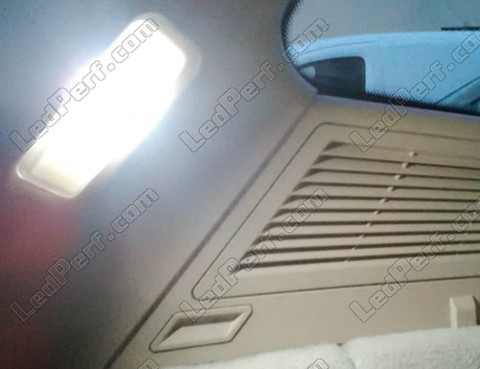 LED lukuvalot - takalukuvalot BMW X3 (E83)