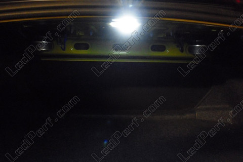 LED tavaratila Chevrolet Camaro