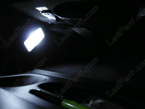 LED hansikaslokero Citroen DS4