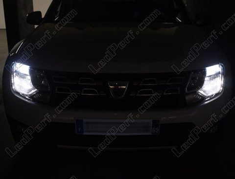 LED Lähivalot Dacia Duster