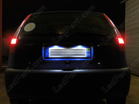 LED rekisterikilpi Fiat Punto MK1 Tuning