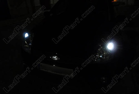 LED parkkivalot xenon valkoinen Ford Fiesta MK6