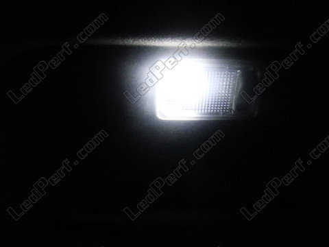 LED meikkipeilit aurinkosuoja Ford Mondeo MK3