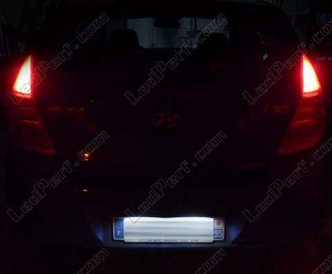 LED rekisterikilpi Hyundai I30 MK1