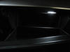 LED hansikaslokero Mazda 3 phase 2