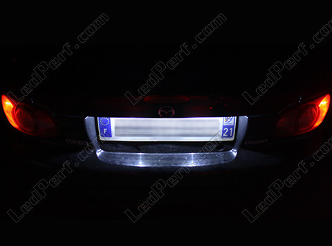 LED rekisterikilpi Mazda MX 5 Vaihe 2