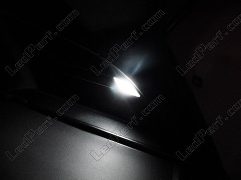LED tavaratila Mercedes CLS (W219)