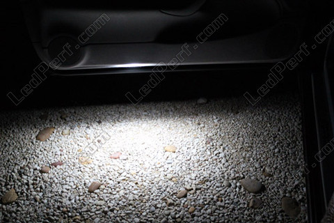 LED oven kynnys Mercedes E-sarja (W211)