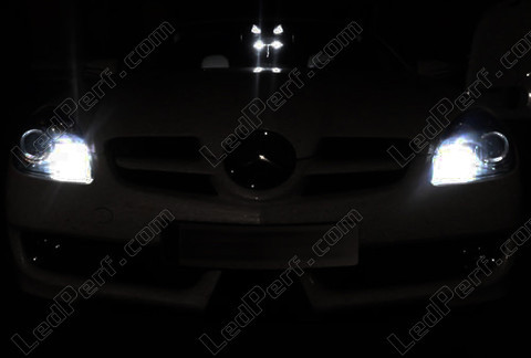 LED parkkivalot xenon valkoinen Mercedes SLK R171