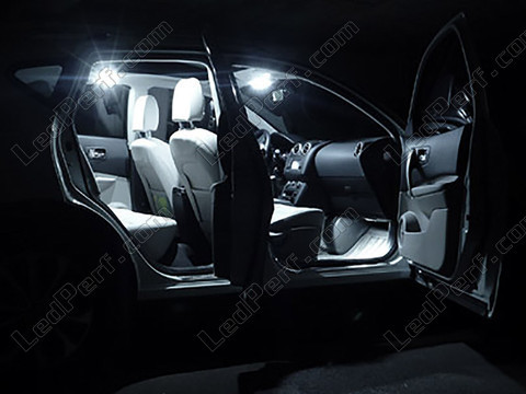 LED lattia-jalkatila Nissan Pathfinder R51