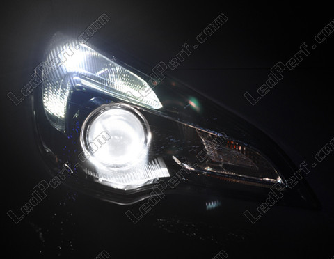 LED Lähivalot Opel Astra J OPC & GTC