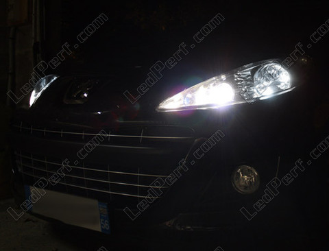 LED Lähivalot Peugeot 207