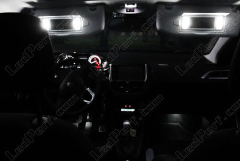LED etukattovalo Peugeot 208