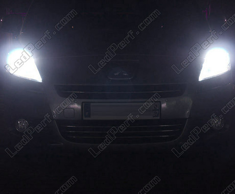 LED Lähivalot Peugeot 3008