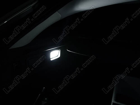 LED tavaratila Peugeot 508