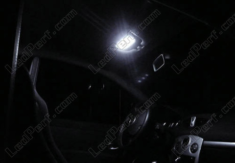LED etukattovalo Renault Clio 3
