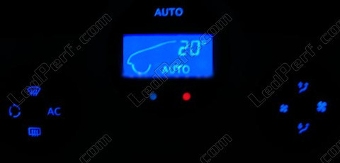 LED automaattinen ilmastointi sininen Renault Megane 2
