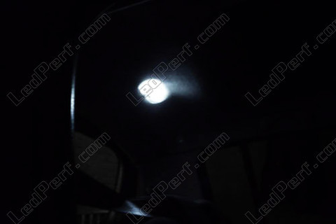 LED takakattovalo Renault Modus