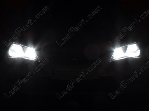LED Kaukovalot Seat Leon 3 (5F)