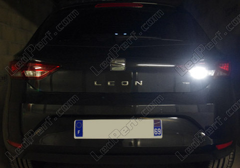 LED Peruutusvalot Seat Leon 3 (5F)