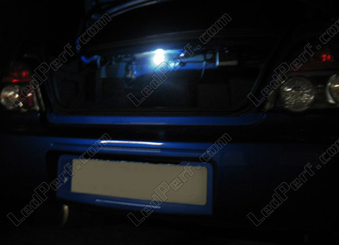 LED tavaratila Subaru Impreza GD GG