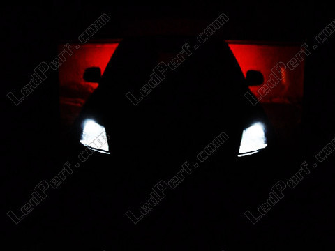 LED parkkivalot xenon valkoinen Suzuki Swift II