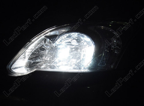 LED Lähivalot Toyota Corolla E120