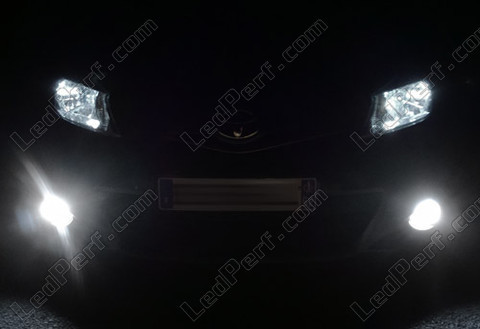 LED sumuvalot Toyota Yaris 3
