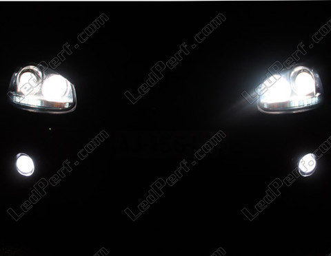 LED Kaukovalot Volkswagen Golf 5