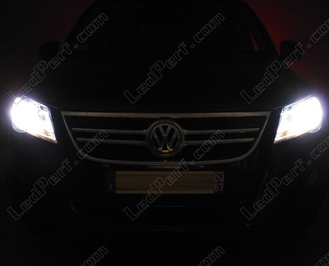 LED Kaukovalot Volkswagen Tiguan